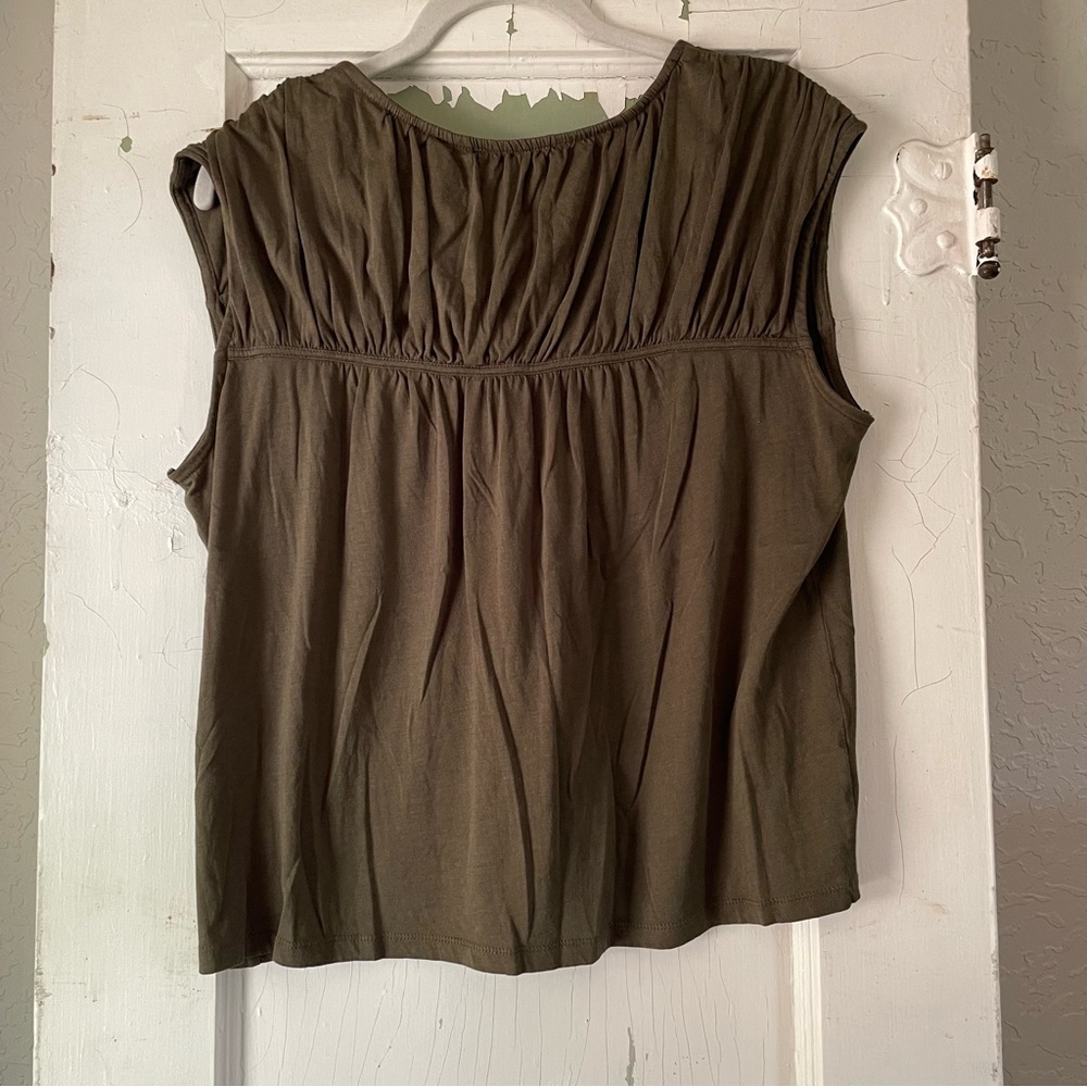 Loft sleeveless Shirt - Picture 4 of 6